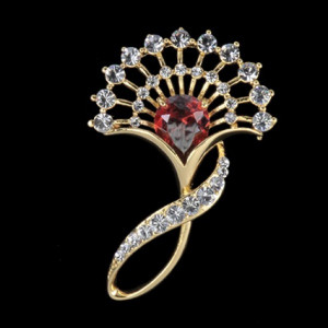 Брошь Романс