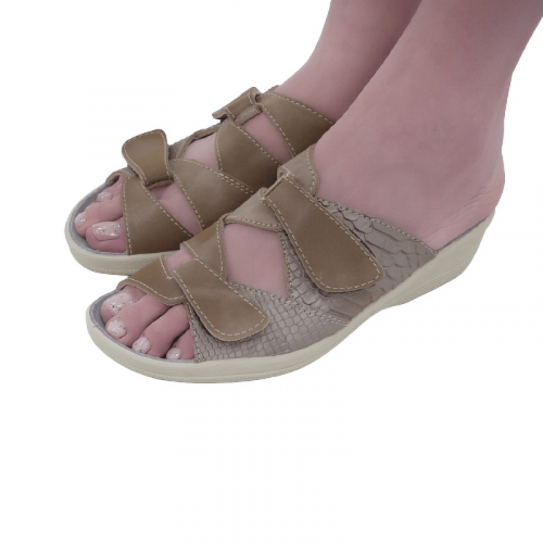 Босоніжки Стиль