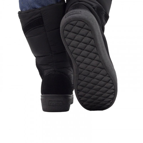 Дутики Синтия